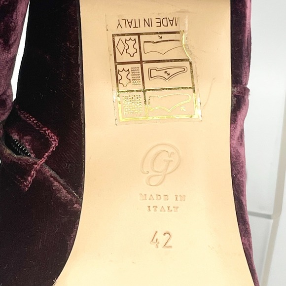 M Gemi Womens 42 11 Corsa Boots Shoes Burgundy Velvet Chunky Heel Bootie Zip - Picture 12 of 12